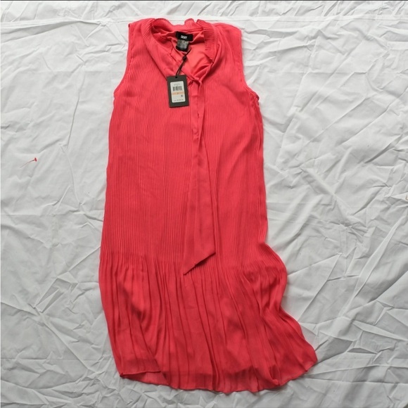 DKNY Sleeveless Tie Neck Pleated Dress in Melon Sz 2 NWT - Picture 3 of 7